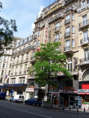 Отель Hotel Manhattan  Брюссель